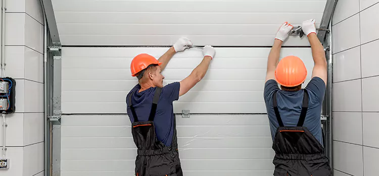 Choose Us for Your Garage Door Needs in Pinecrest