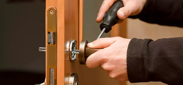 Semi Truck Locksmith Pinecrest